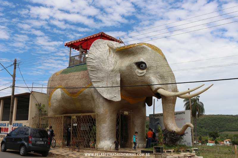 Foto: Cordisburgo - Casa Elefante