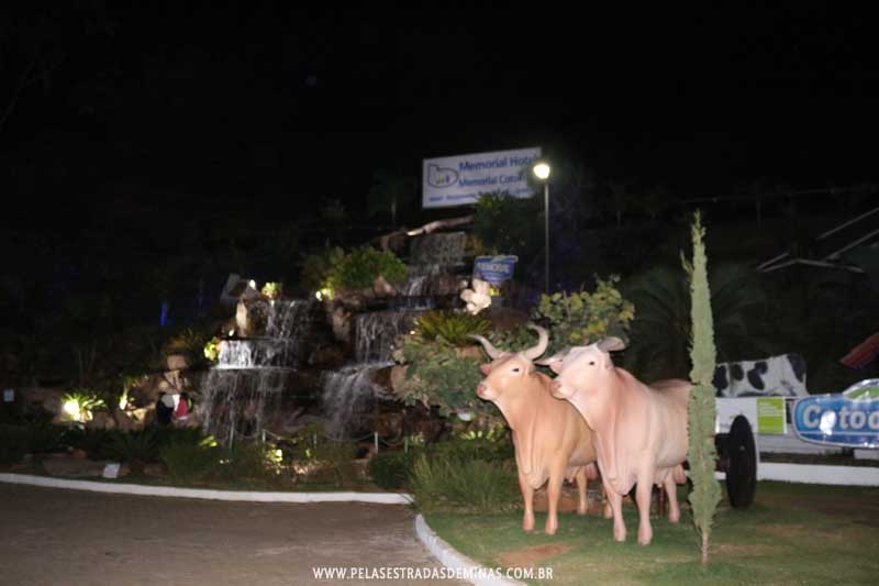 Cachoeira do Memorial Cotochés - Vacas
