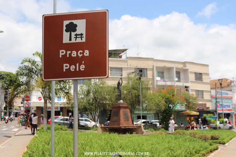 Praça Pelé em Três Corações - MG