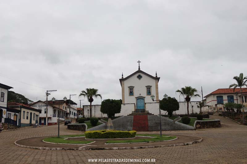 Igreja Matriz de Santana dos Montes - MG