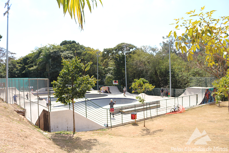 Pista de skate Parque Lagoa do Nado em BH