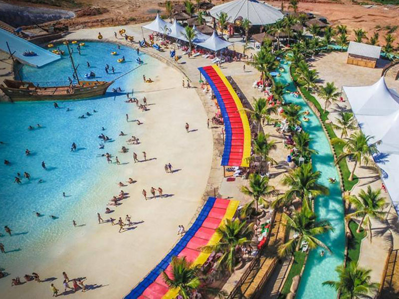 Veja seis parques aquáticos com day use em Minas para aproveitar o dia na  piscina!