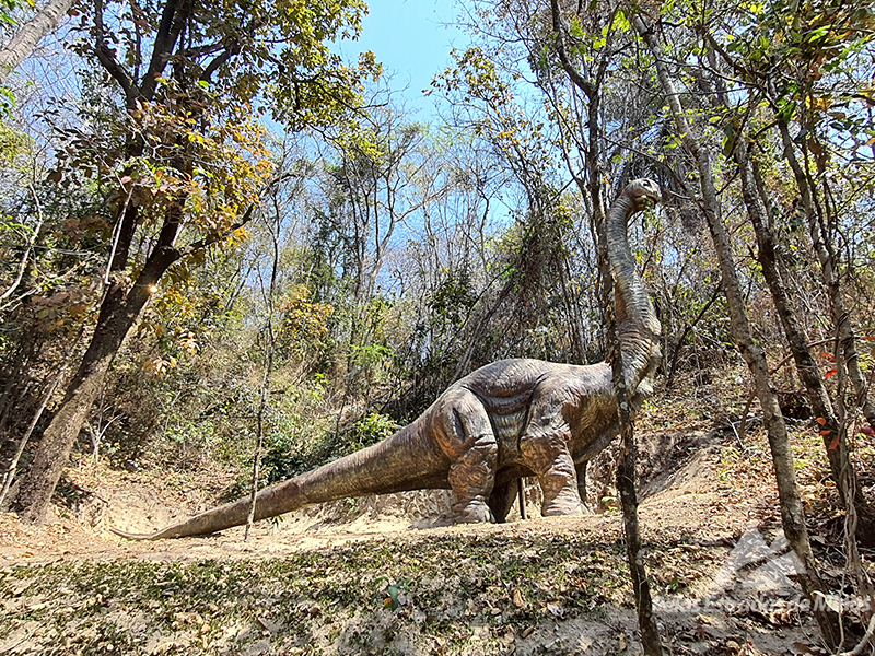 Dinossauros do Vale Jurássico em Itaúna - MG