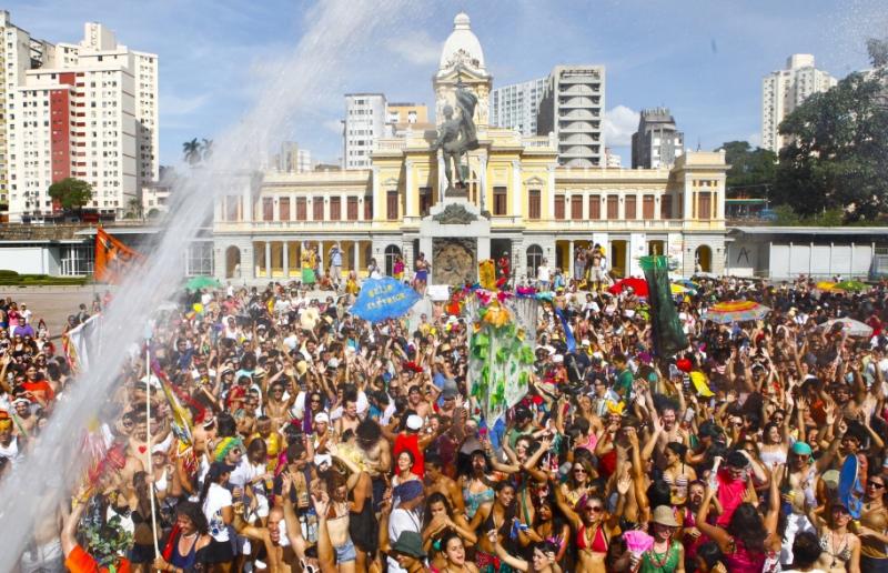 10 Destinos Imperdíveis para Curtir o Carnaval em Minas Gerais